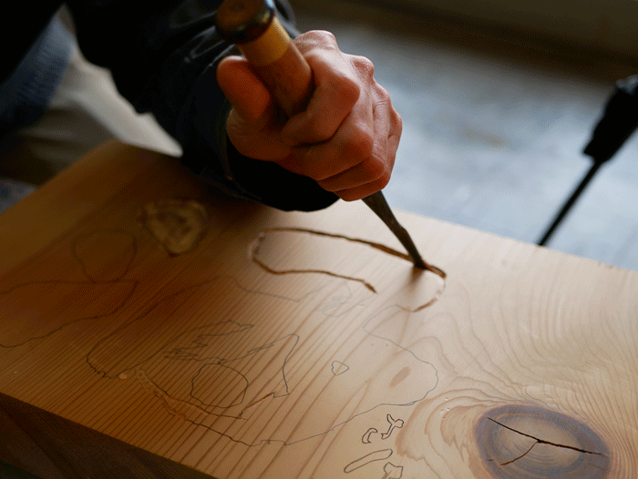 木彫り 看板 職人 1